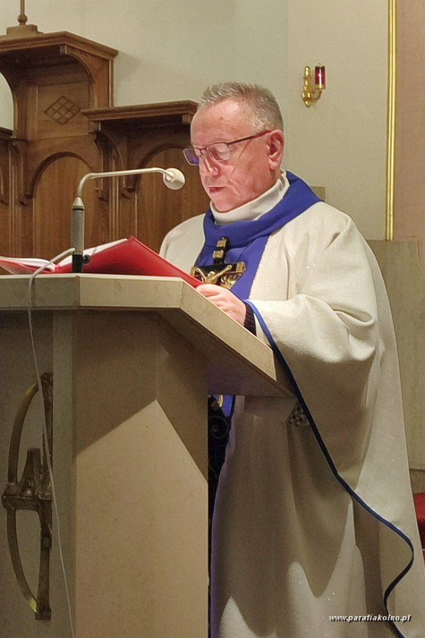 48 Wtorek - msza wieczorna.jpg